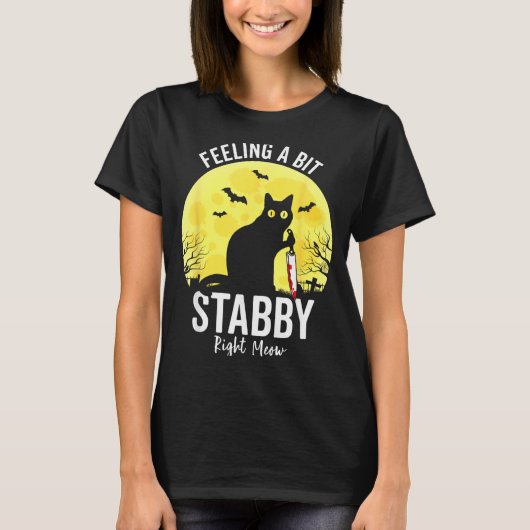 今めっちゃ刺したくなる　面白い黒猫 Tシャツ (正面)