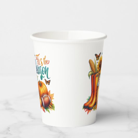 今シーズン 紙コップ (左)