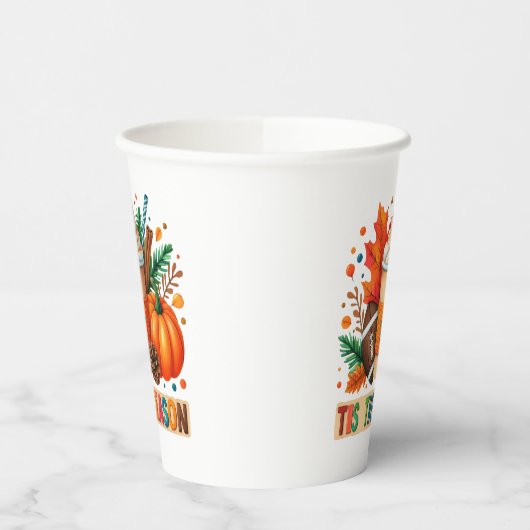 今シーズン 紙コップ (左)