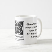 今与えすぐコーヒーを!生意気なウィッチコーヒーカップ/マグカップ コーヒーマグカップ (正面右)