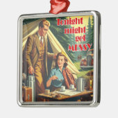 今夜はキャンプが散らかるかもしれない メタルオーナメント (左)