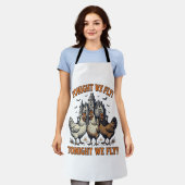 今夜は面白いニワトリと飛ぶ ハロウィンTシャツ デザイン エプロン (着用した状態)