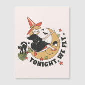 今夜は飛ぶ – かわいい魔女と黒猫 (正面)