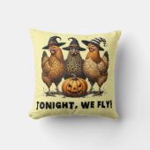 今夜、我々はチキンおもしろいハロウィーンを飛ぶ クッション (正面)