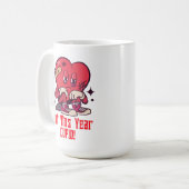「今年じゃないよ、かわいい！」 スタイル3 – 痛みハート コーヒーマグカップ (正面左)