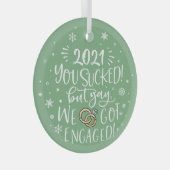 今年吸はおもしろい婚約した記念に ガラスオーナメント (正面右)