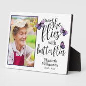 今彼女は蝶と一緒に飛ぶ メモリアル フォト フォトプラーク (側面)