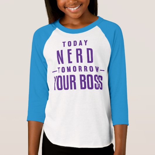 今日おたく、明日あなたのボスの女の子のTシャツ Tシャツ (正面)