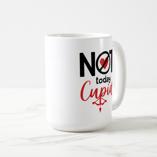 今日ではないキューピッドアンチ – バレンタイン赤いハート弓矢 コーヒーマグカップ (正面右)
