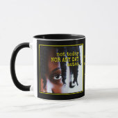 今日ではないサタン 強い黒人女性 マグカップ (左)