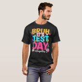 今日のテスト日得を打つ Tシャツ (正面フル)