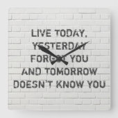 今日のライブ、やる気を起こさせる引用文 スクエア壁時計 (正面)