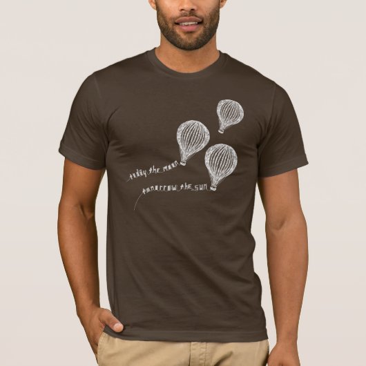 今日の月、明日の暗いT上の太陽のバルーン Tシャツ (正面)