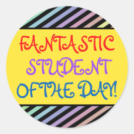 「今日の素晴らしい学生よ！」と哀れな声で。 シール