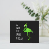 今日はちょっとアイルランド風だ |聖パティの日フラミンゴ 案内ポストカード (スタンド正面)