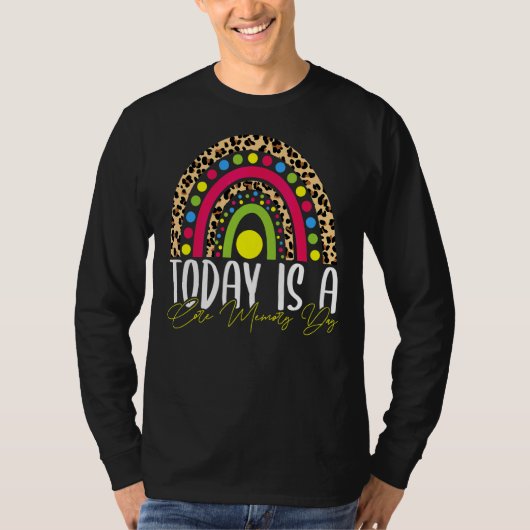 今日はコアメモリーデイレオパードbohoレインボー tシャツ (正面)