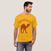 今日は何の日？水曜日ラクダTシャツ Tシャツ (正面フル)