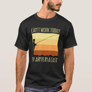今日は機能しない腕がキャスト魚釣りT型 Tシャツ