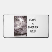 今日は気の毒だ地質学ロックギークユーモア デスクマット (正面)