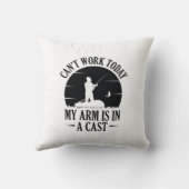 今日は腕がギプスで動けない クッション (裏面)