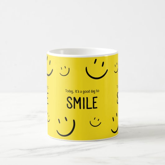 今日は良い一日であるスマイルインスピレーション コーヒーマグカップ (中央)
