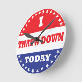 今日は転んだ ラウンド壁時計 (傾斜)