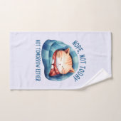 今日は違う、明日は違う – 猫のユーモアを内向きに バスタオルセット (ハンドタオル)