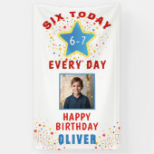 今日は6歳 6 7 毎日 ミーム フォト 6歳の誕生日 横断幕 (縦)