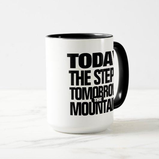 今日やる気を起こさせるのステップ明日の山 マグカップ (正面右)