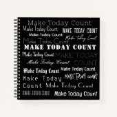 「今日を数えろ!」 やる気を起こさせるタイポグラフィ、黒 ノートブック (正面)