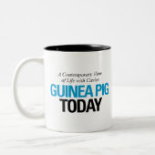 今日モルモットのロゴのマグ ツートーンマグカップ (左)