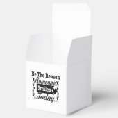 今日人がギフトボックスをスマイルする理由である フェイバーボックス (オープン)