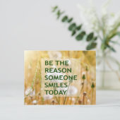 今日人がスマイルする ポストカード (スタンド正面)