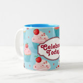 今日祝は可愛いカップケーキ ツートーンマグカップ (正面左)