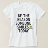 今日誰かの笑顔の理由に 太陽のイラスト Tシャツ (デザイン正面)
