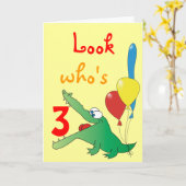 今日3はだれであるか見て下さい! かわいいワニの誕生日カード カード (黄色い花)
