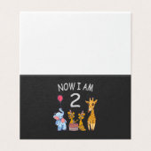 今私は2歳になりました 動物園での2歳の誕生日 赤ちゃん (外部フラット)