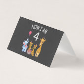 今私は4歳 ズーでの4歳の誕生日 (正面)