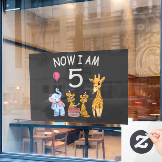 今、私は動物園で5歳の誕生日である ウィンドウサイン (カフェ窓)