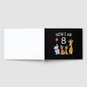 今、私は動物園で8歳の8誕生日である ゲストブック (全面)