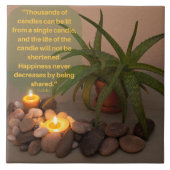 仏の引用文の蝋燭およびアロエの写真 タイル (正面)