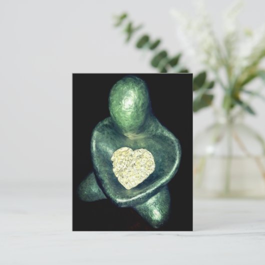 仏は石のハートを保持 ポストカード (スタンド正面)