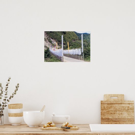 仏教の祈りの言葉旗と橋 – ブータン ポスター (キッチン)