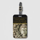 仏教の穏やかな姿の彫刻。生成AI ラゲッジタグ (正面縦)