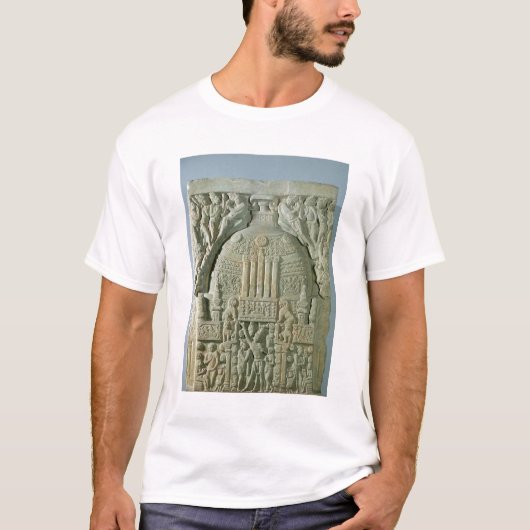 仏教のstupa、Nagarjunakonda (石灰岩) Tシャツ (正面)