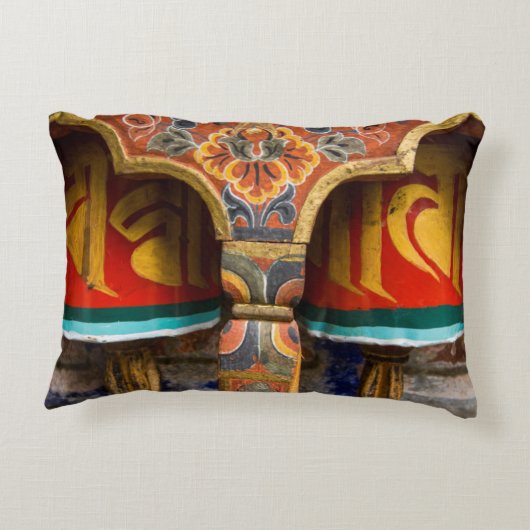 仏祈教の役割、ブータン アクセントクッション (裏面)