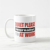 仕事の静寂のジャーナリスト コーヒーマグカップ (左)