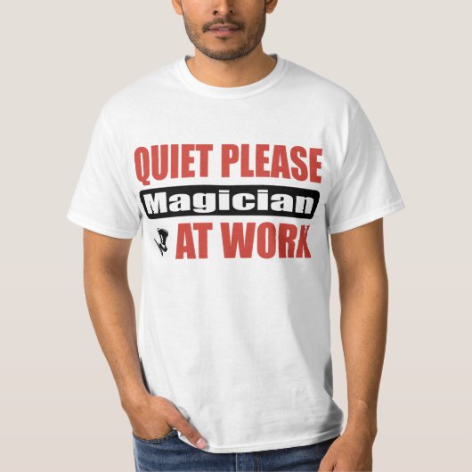 仕事の静寂の手品師 Tシャツ (正面)