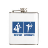 仕事は大事、弓矢は大切 フラスク (正面)