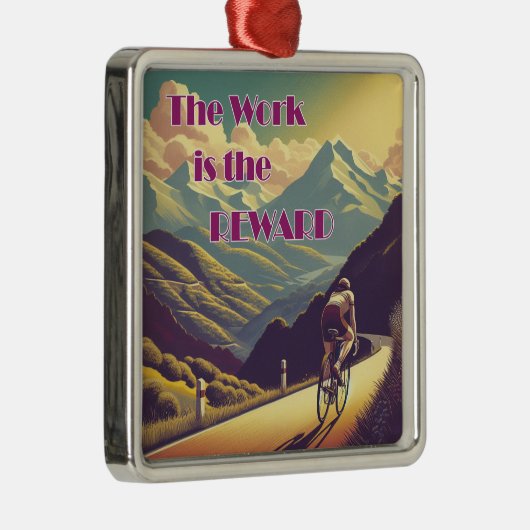 仕事は女性のサイクリストの山々に報いる メタルオーナメント (右)